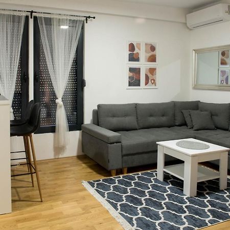 Apartmani Pijemont วิเชกราด ภายนอก รูปภาพ