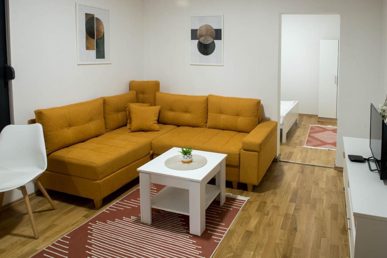 Apartmani Pijemont วิเชกราด ภายนอก รูปภาพ