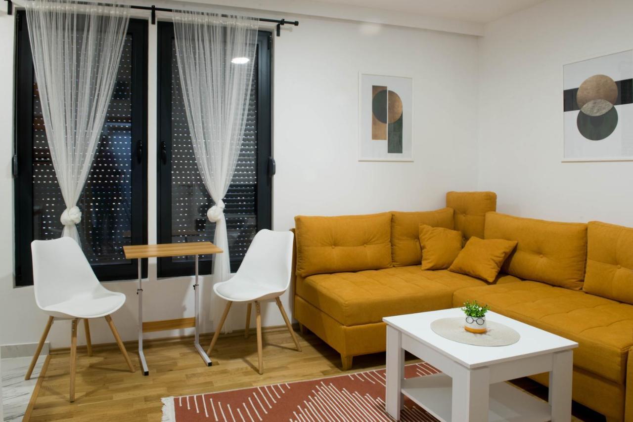 Apartmani Pijemont วิเชกราด ภายนอก รูปภาพ