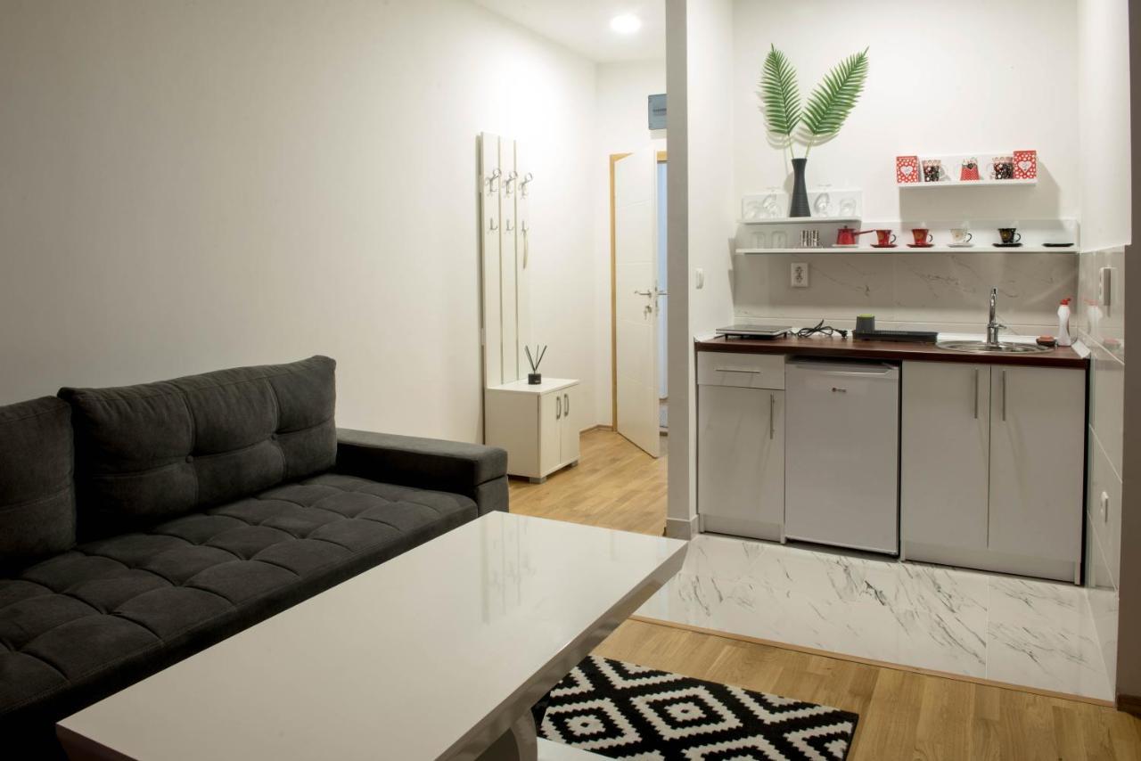 Apartmani Pijemont วิเชกราด ภายนอก รูปภาพ